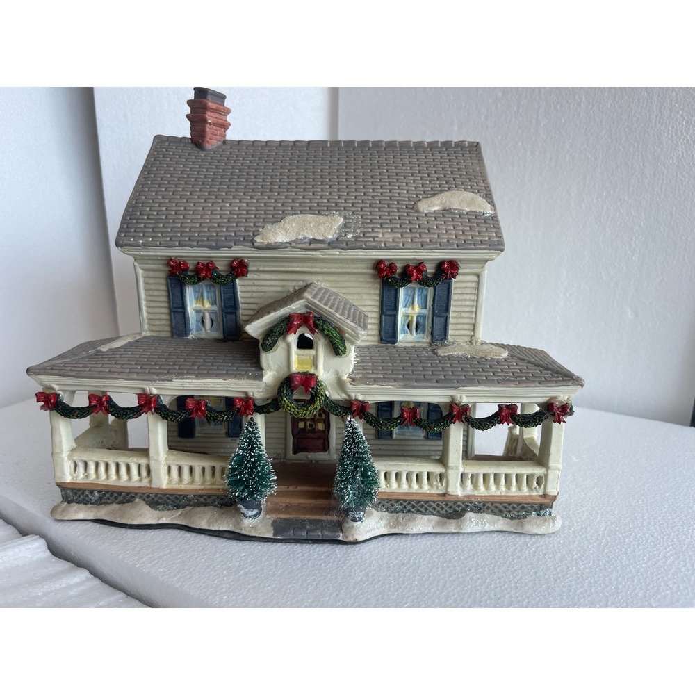 Christmas Village FARM HOUSE with PORCH Garland and Wreaths Unboxed